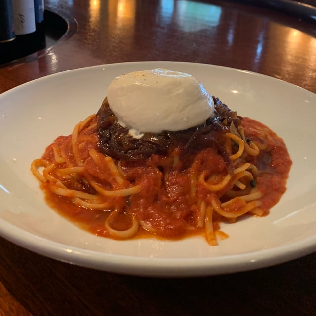 Linguine Pomodoro.